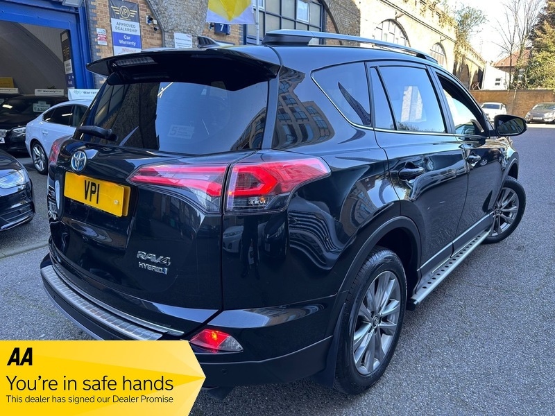 Used Toyota RAV4 2017 for sale - 77976857: Photo 13