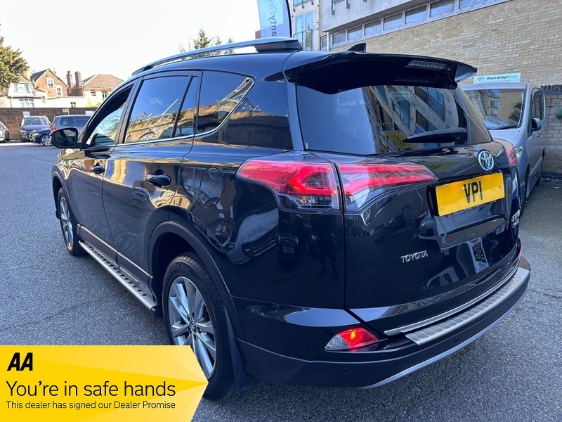 Used Toyota RAV4 2017 for sale - 77976857: Photo 19