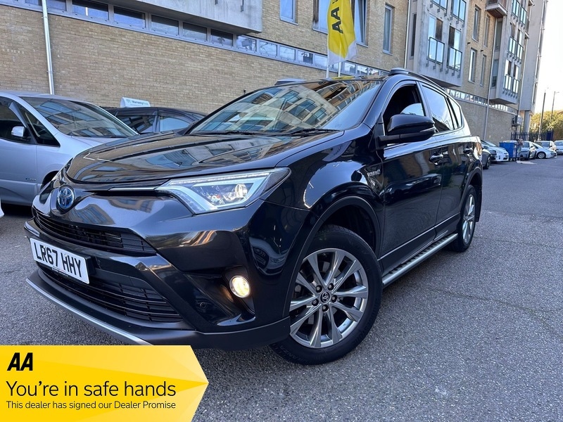 Used Toyota RAV4 2017 for sale - 77976857: Photo 2