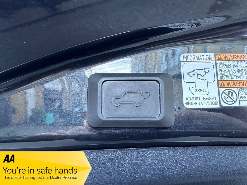 Used Toyota RAV4 2017 for sale - 77976857: Photo 35