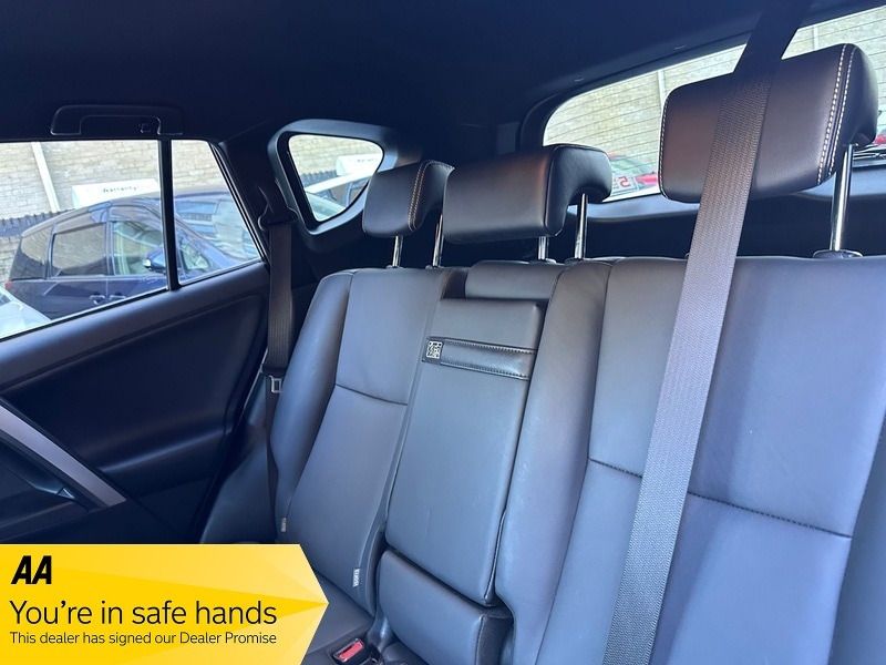 Used Toyota RAV4 2017 for sale - 77976857: Photo 41