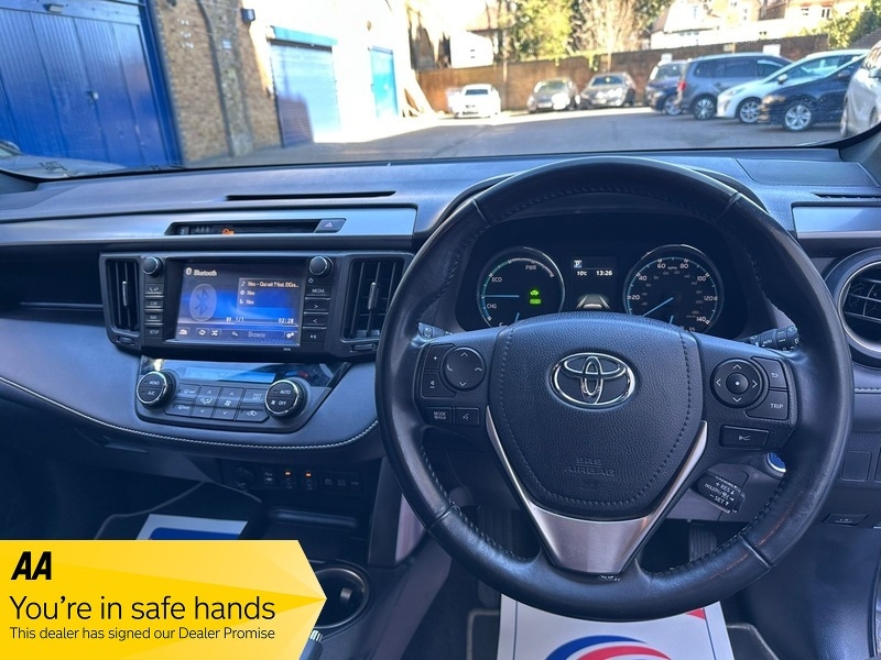 Used Toyota RAV4 2017 for sale - 77976857: Photo 7