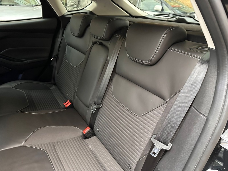 Used Ford Focus 2017 for sale - 77084231: Photo 11