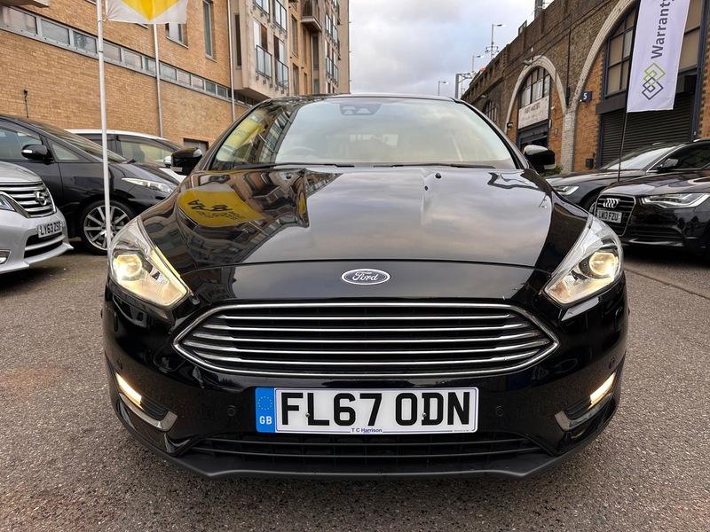 Used Ford Focus 2017 for sale - 77084231: Photo 2