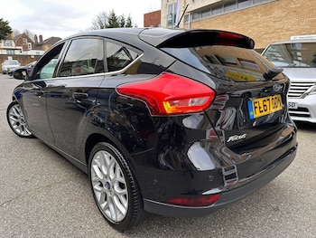 Used Ford Focus 2017 for sale - 77084231: Photo