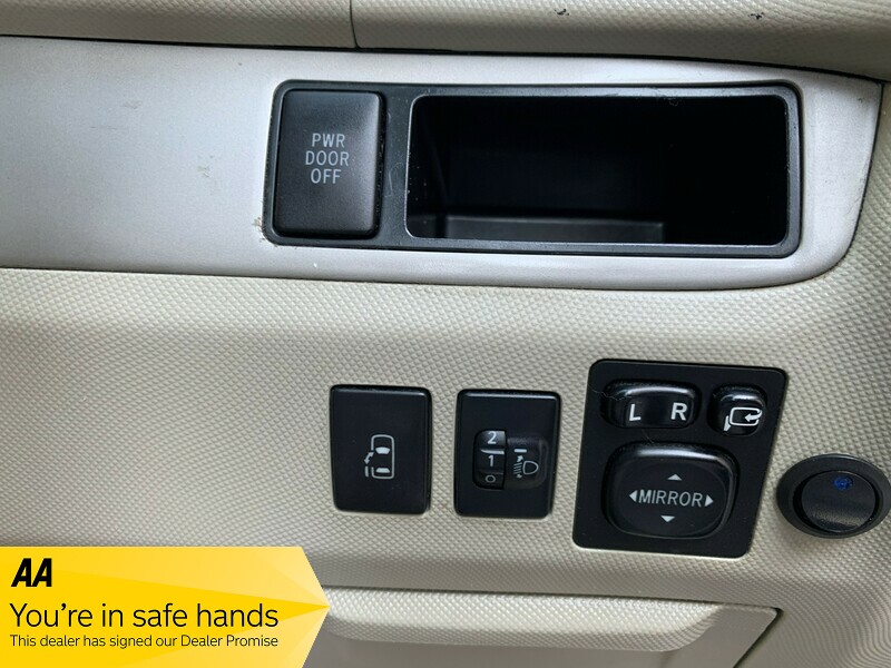 Used Toyota Estima 2019 for sale - 76296679: Photo 19