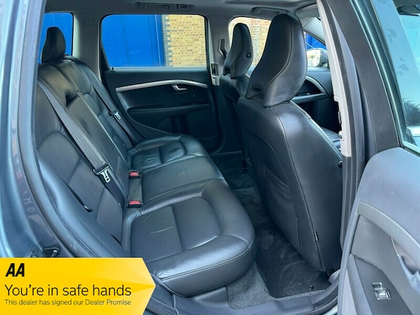 Used Volvo V70 2009 for sale - 74332897: Photo 10