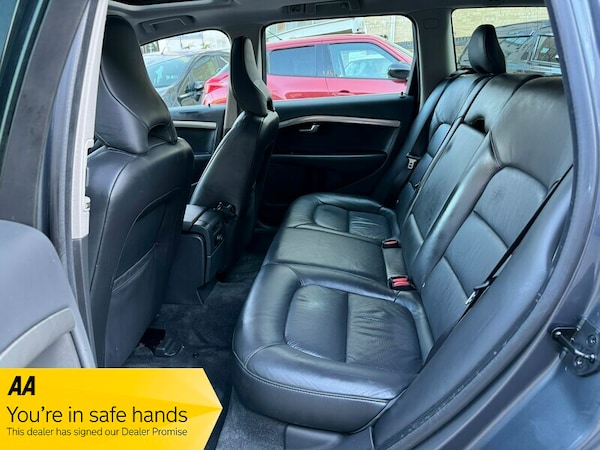 Used Volvo V70 2009 for sale - 74332897: Photo 11