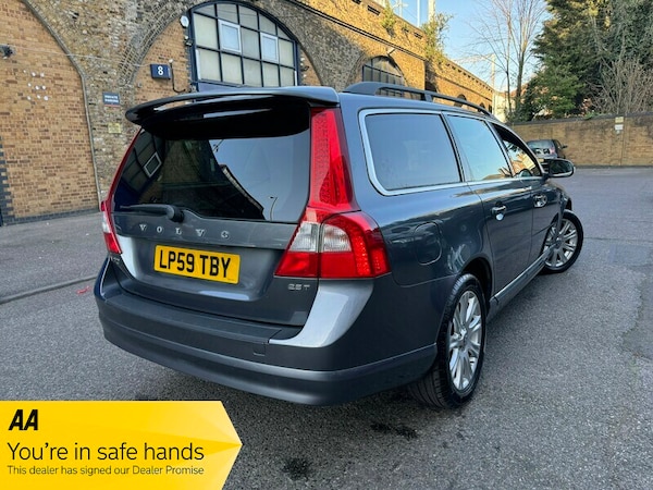 Used Volvo V70 2009 for sale - 74332897: Photo 12