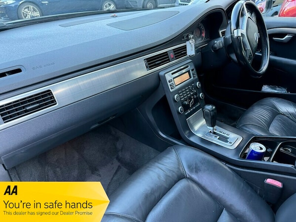 Used Volvo V70 2009 for sale - 74332897: Photo 9