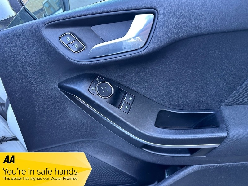 Used Ford Fiesta 2018 for sale - 77976862: Photo 34