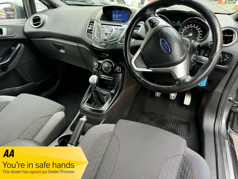 Used Ford Fiesta 2016 for sale - 76454952: Photo 4