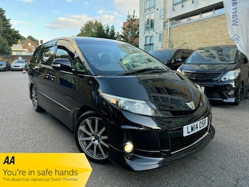 Used Toyota Estima undefined for sale - 76040055: Photo