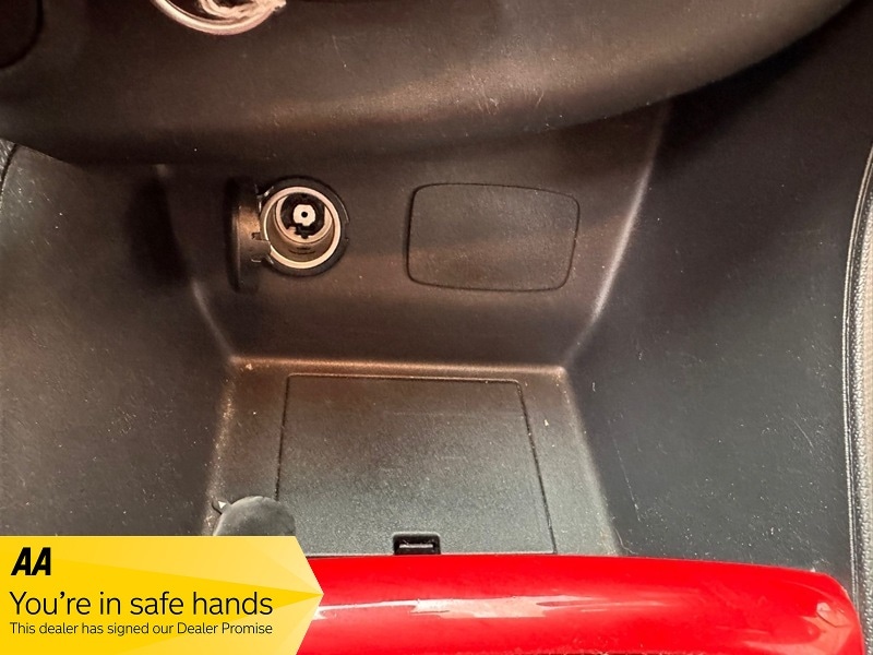 Used Renault Clio 2013 for sale - 76454950: Photo 35