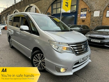 Used Nissan Serena undefined for sale - 76069356: Photo