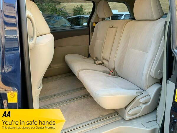 Used Toyota Estima 2012 for sale - 71789216: Photo 12