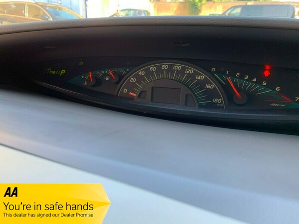 Used Toyota Estima 2012 for sale - 71789216: Photo 21