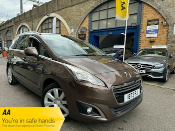 Used Peugeot 5008 2015 for sale - 78316151: Photo