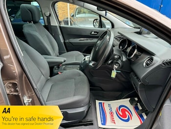 Used Peugeot 5008 2015 for sale - 78316151: Photo