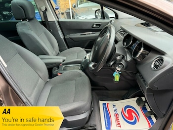 Used Peugeot 5008 2015 for sale - 78316151: Photo