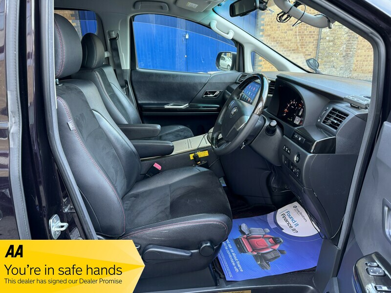 Used Toyota Vellfire 2024 for sale - 76296678: Photo 5