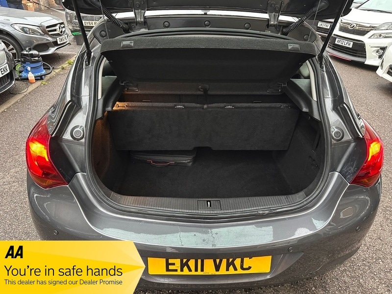 Used Vauxhall Astra 2011 for sale - 76596074: Photo 25