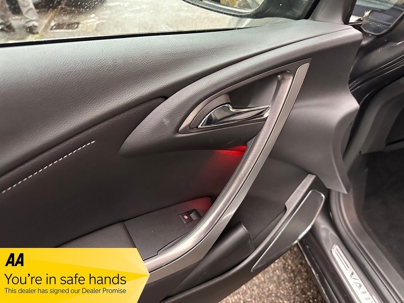 Used Vauxhall Astra 2011 for sale - 76596074: Photo 31