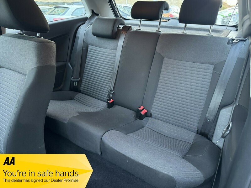 Used Volkswagen Polo 2011 for sale - 76296677: Photo 12