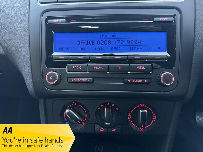 Used Volkswagen Polo 2011 for sale - 76296677: Photo 19