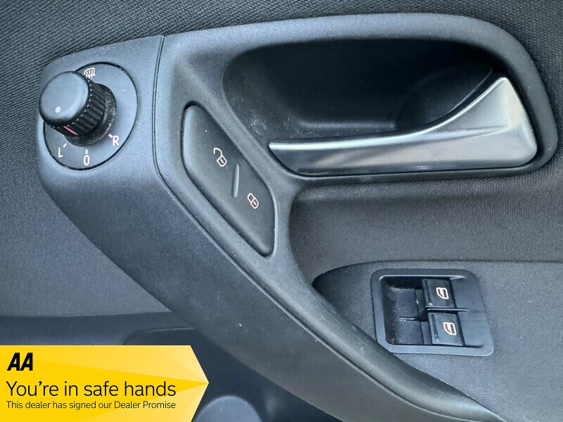 Used Volkswagen Polo 2011 for sale - 76296677: Photo 23