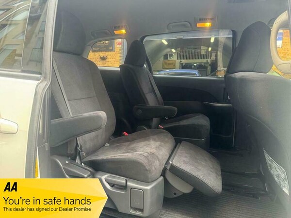 Used Toyota Estima 2012 for sale - 69706011: Photo 30