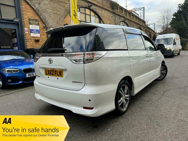 Used Toyota Estima 2012 for sale - 69706011: Photo 9