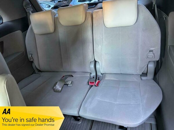 Used Toyota Estima 2011 for sale - 69736510: Photo 15