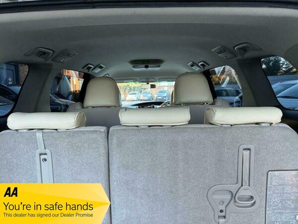 Used Toyota Estima 2011 for sale - 69736510: Photo 17