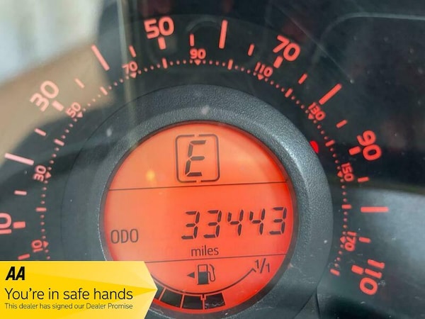 Used Peugeot 108 2015 for sale - 67749758: Photo 23