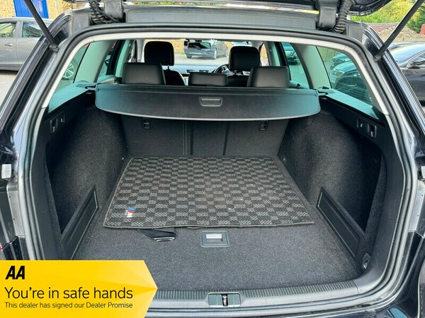 Used Volkswagen Passat 2012 for sale - 72334047: Photo 23
