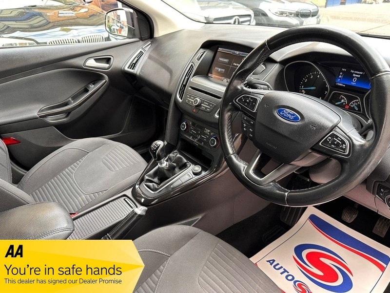 Used Ford Focus 2015 for sale - 77749358: Photo 3