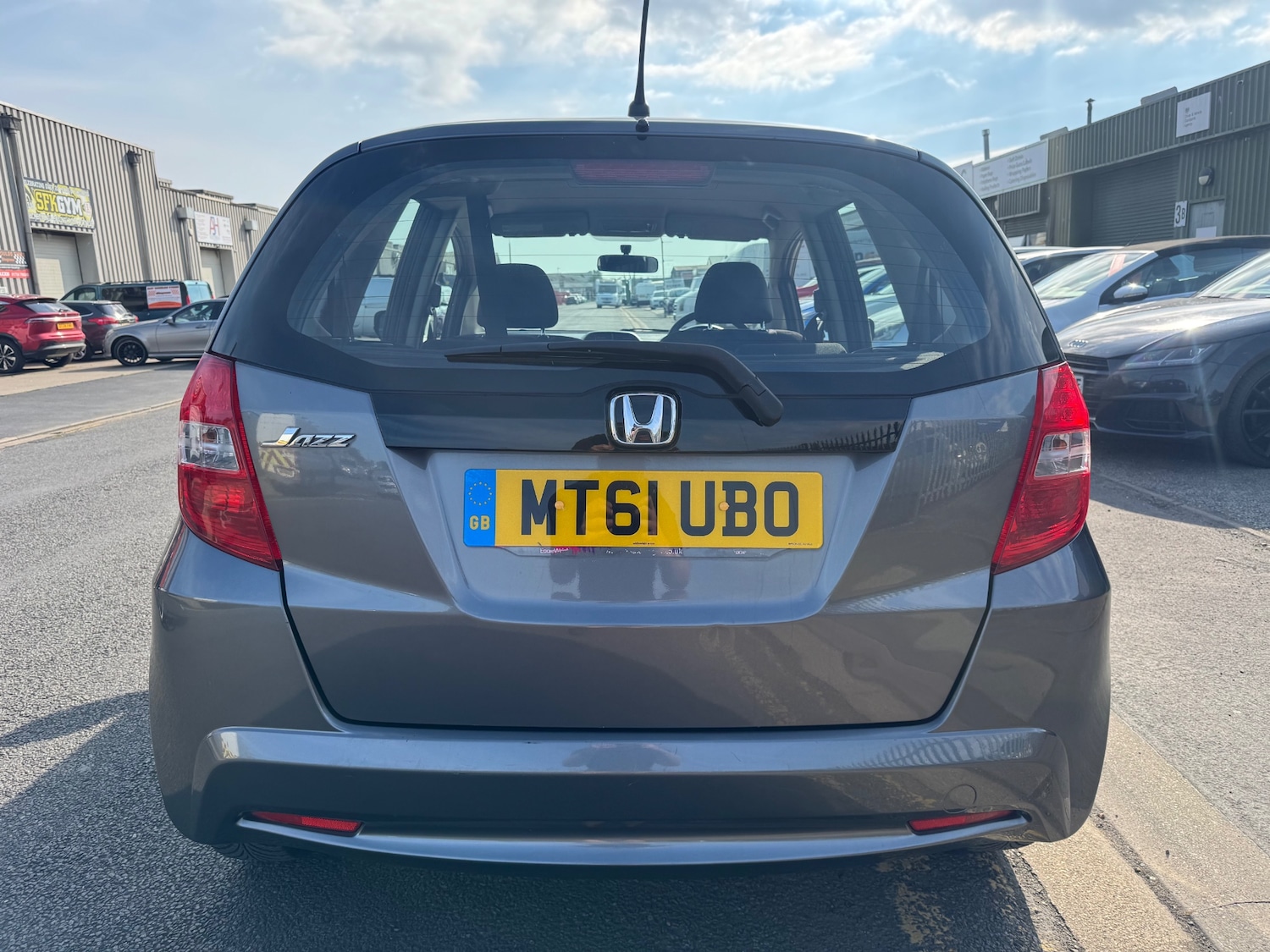 Used Honda Jazz 2011 for sale - 76102415: Photo 8