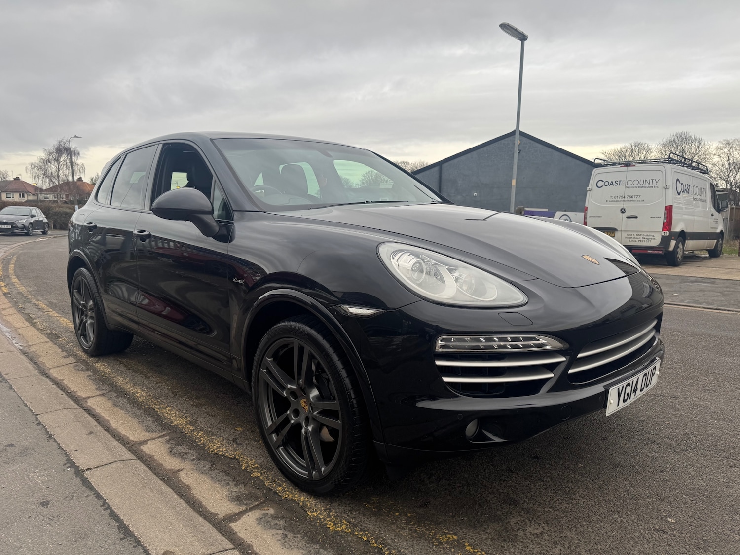 Used Porsche Cayenne 2014 for sale - 77116346: Photo 2