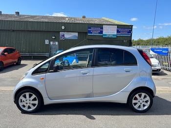 Used Mitsubishi i  for sale - 75486488: Photo