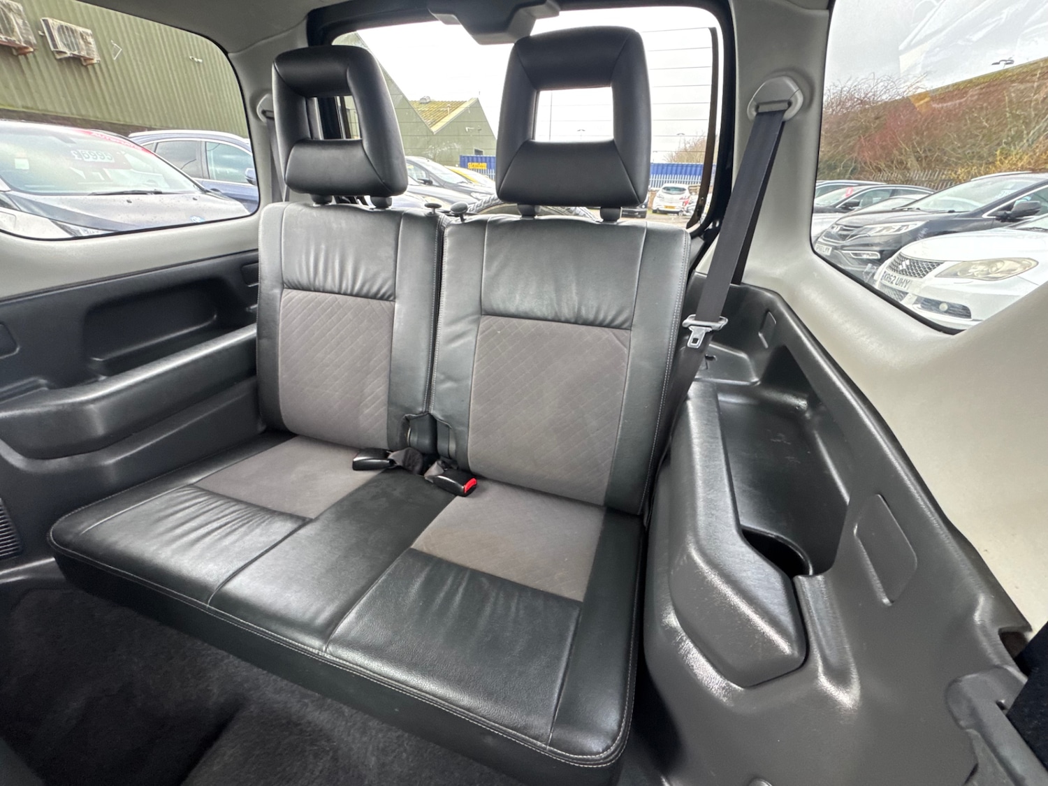 Used Suzuki Jimny 2010 for sale - 77449000: Photo 11