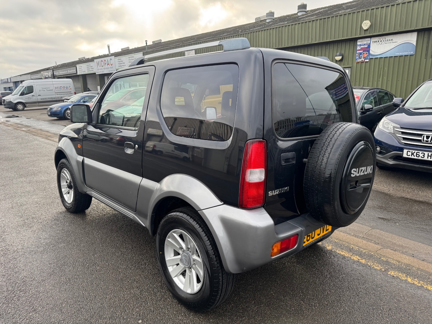 Used Suzuki Jimny 2010 for sale - 77449000: Photo 6