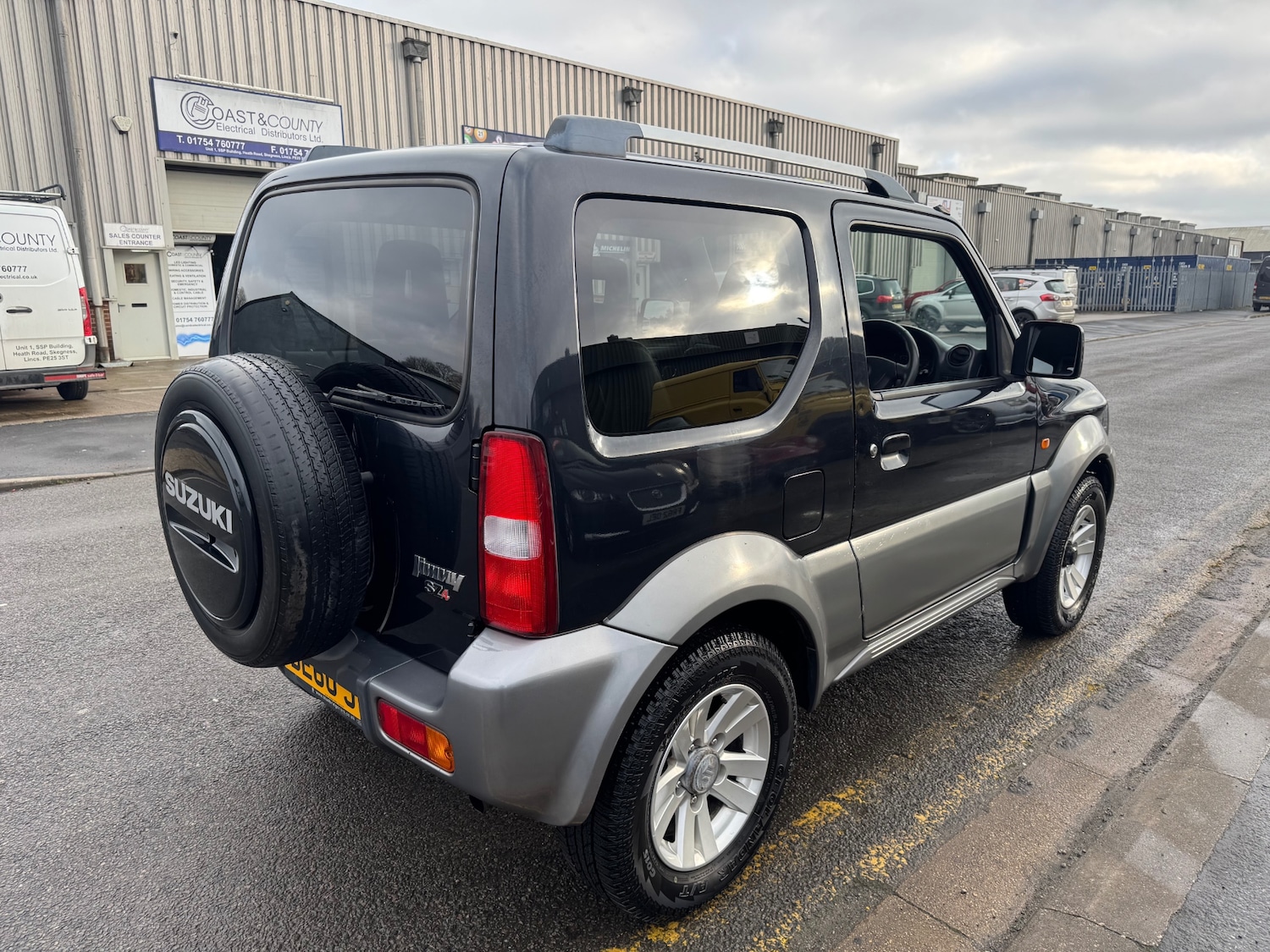 Used Suzuki Jimny 2010 for sale - 77449000: Photo 7