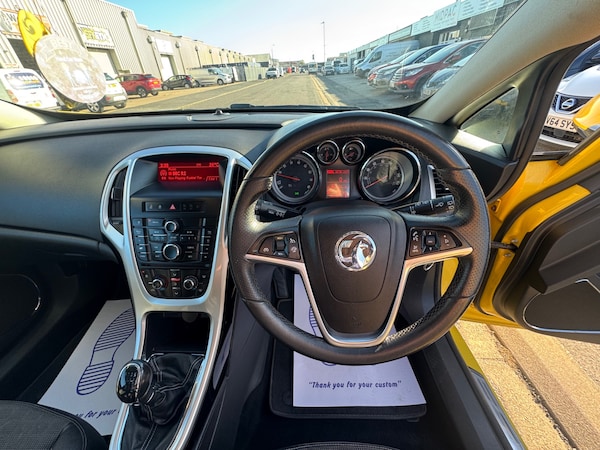 Used Vauxhall Astra GTC 2012 for sale - 76183785: Photo 14