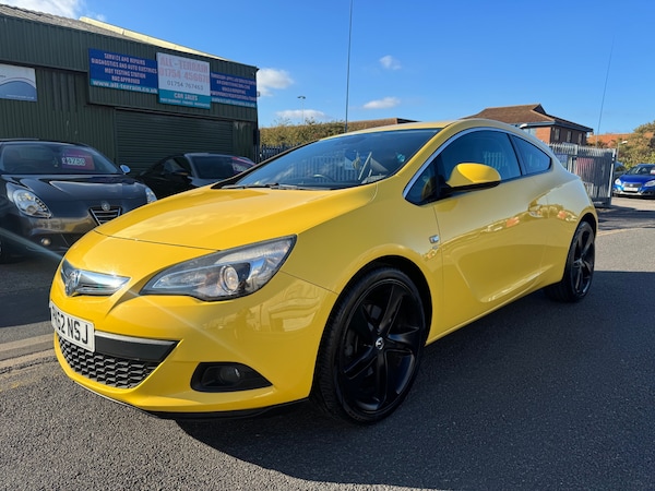Used Vauxhall Astra GTC 2012 for sale - 76183785: Photo 1