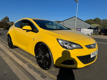 Used Vauxhall Astra GTC 2012 for sale - 76183785: Photo 2