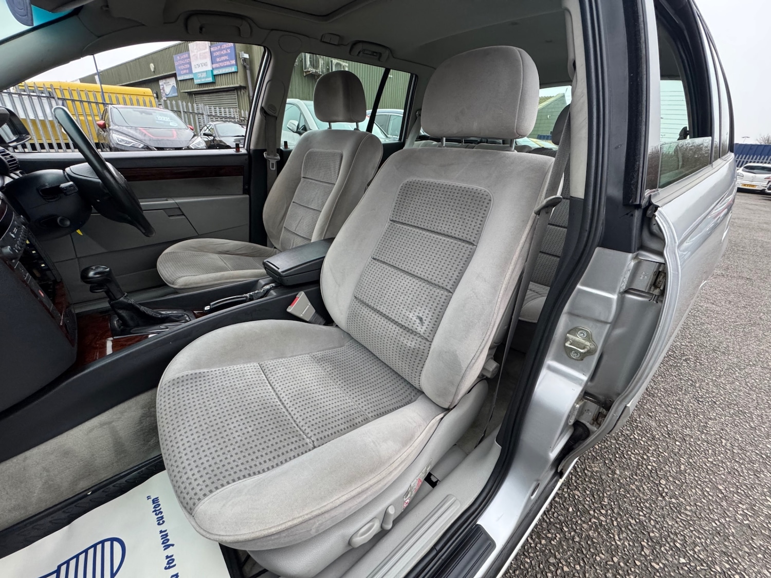 Used Vauxhall Omega 2001 for sale - 77504589: Photo 11