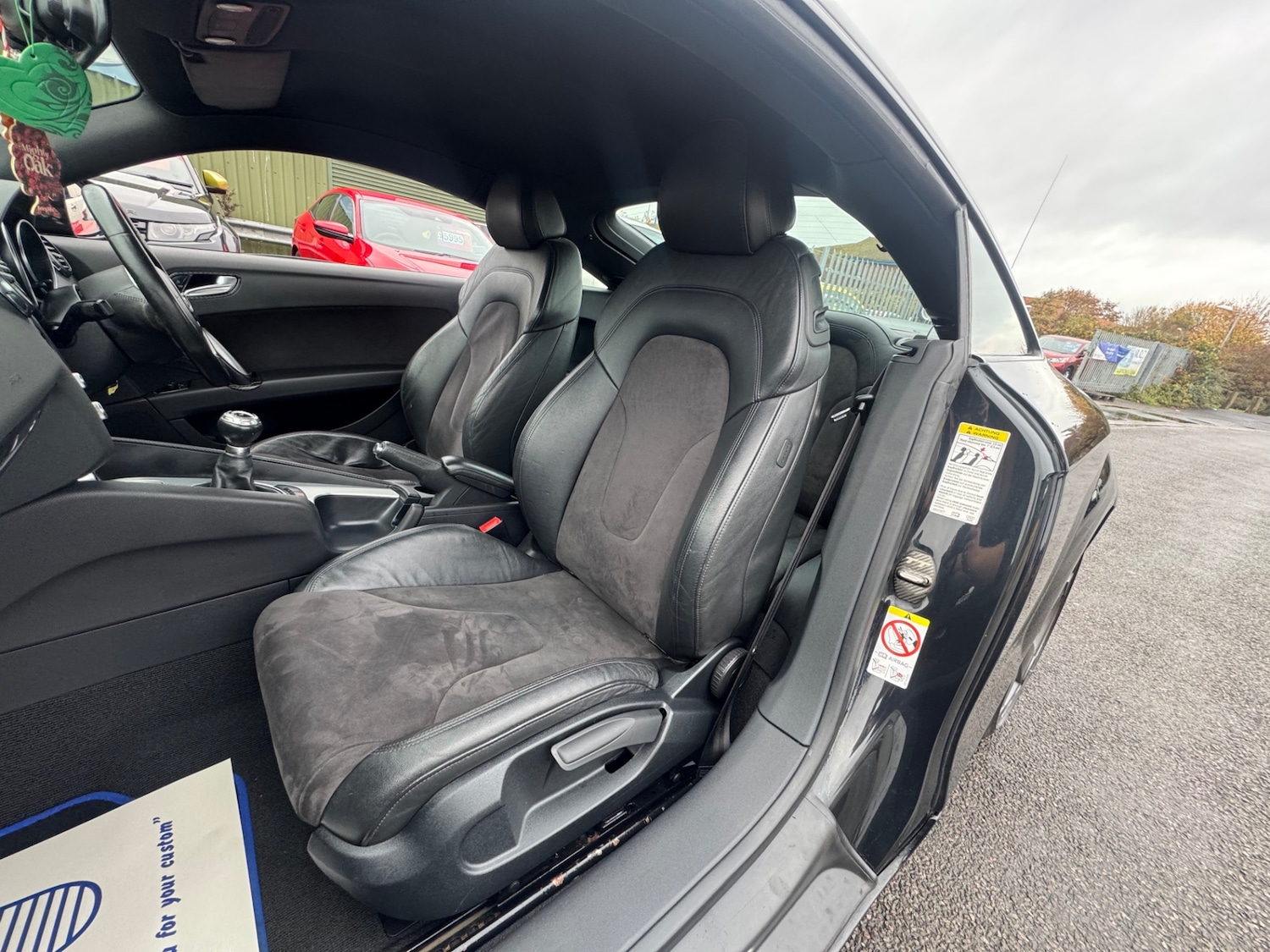 Used Audi TT 2010 for sale - 76449331: Photo 10