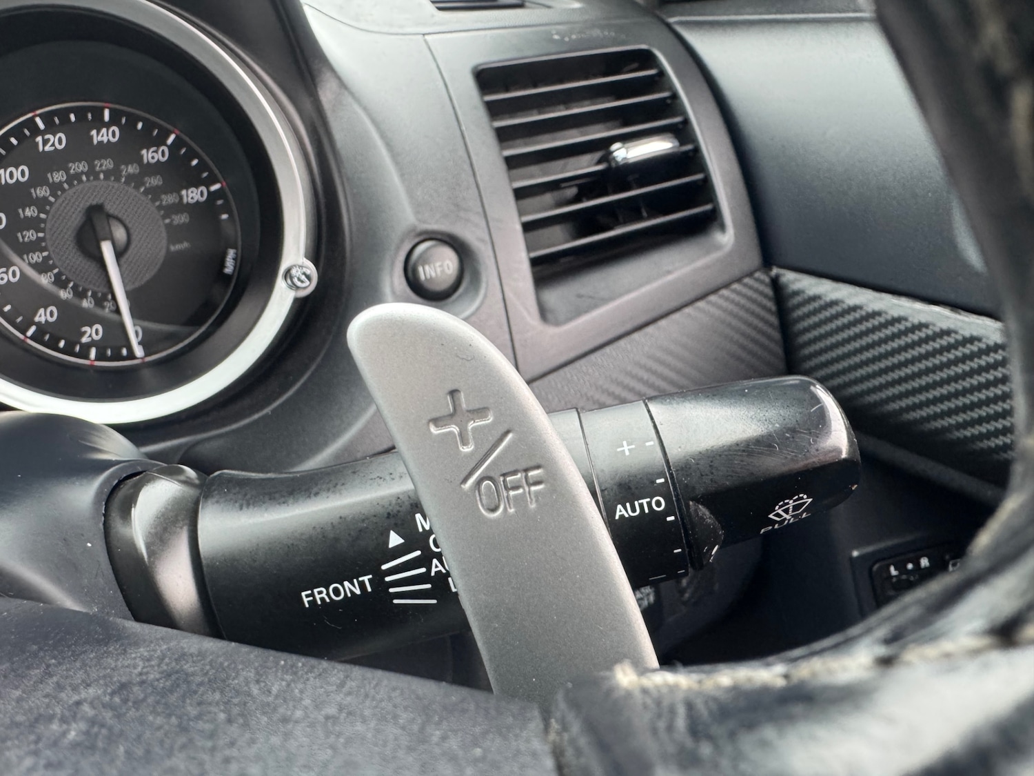 Used Mitsubishi Lancer 2009 for sale - 77319300: Photo 20