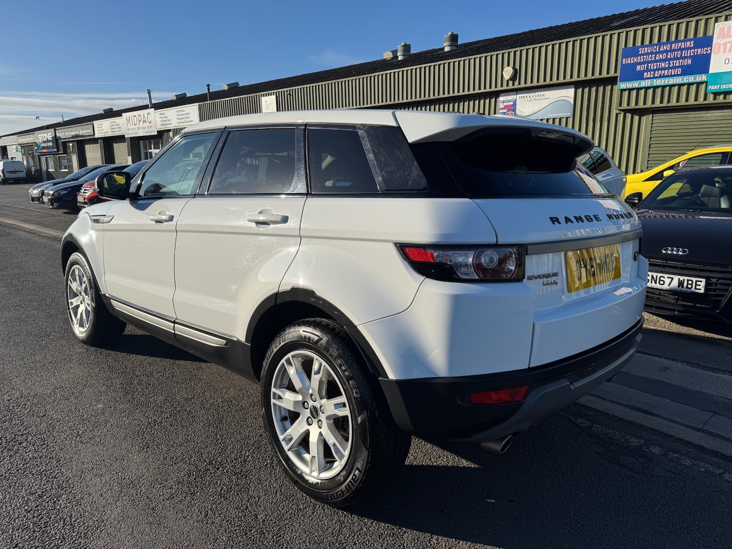 Used Land Rover Range Rover Evoque 2011 for sale - 76340790: Photo 5